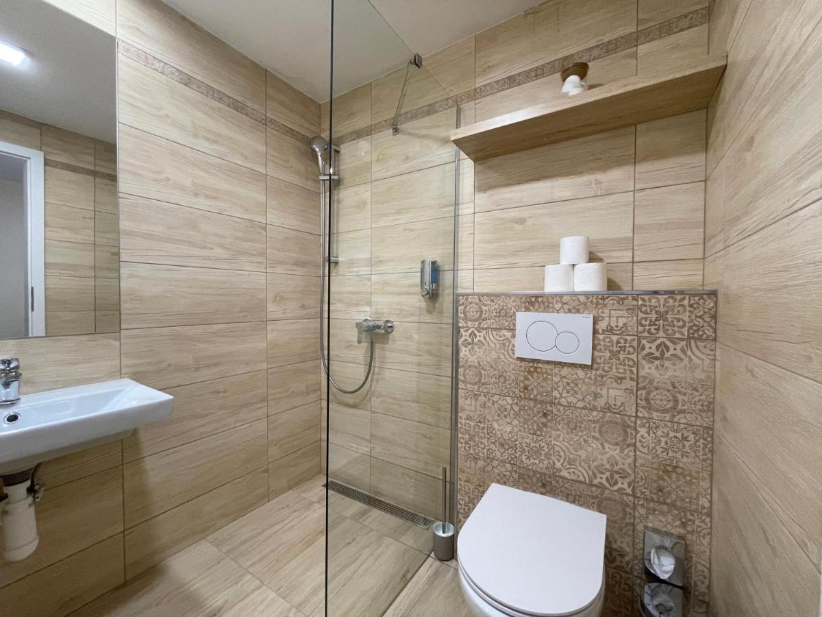 Totina Apartments Zavazna Poruba Ngoại thất bức ảnh